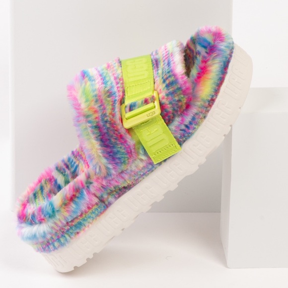 UGG Shoes - NWT Womens UGG® sz 8 Fluffita Pixelate Slide Sandal - Multicolor